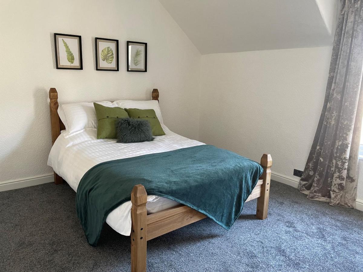 4 Bedroom House In Harrogate Town Centre Extérieur photo